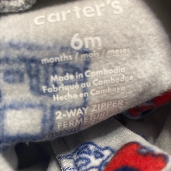 Carter's Gray and Red Fire Truck Sleeper with Feet NWT Size 6 months - Picture 3 of 6